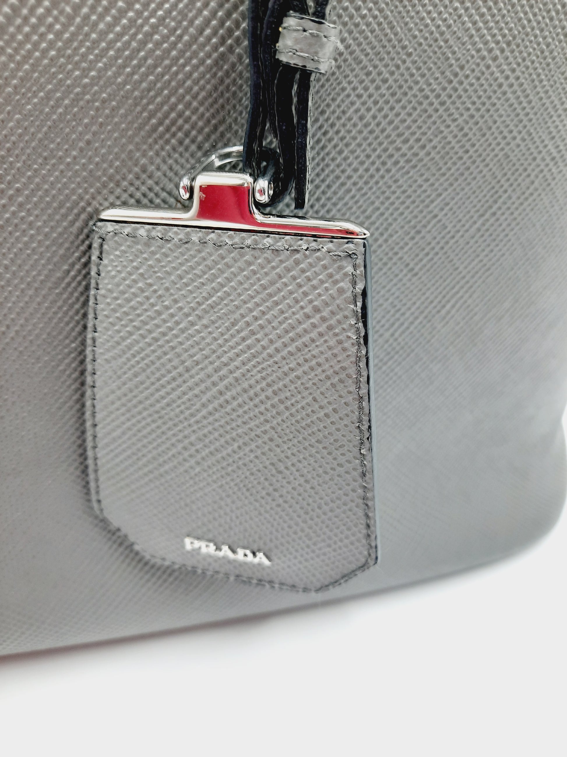 Prada Saffiano Cuir Marmo Grey Tote Shoulder Handbag Large Size RRP 4600$. SASHAANT