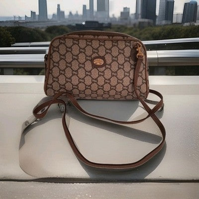 Gucci Supreme Plus Vintage Small PVC Leather Crossbody Shoulder Handbag Brown. 