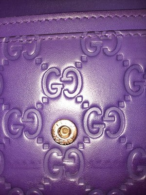 Gucci Women's Signature Leather Long Wallet Closure Button Purple Colour 💜. 