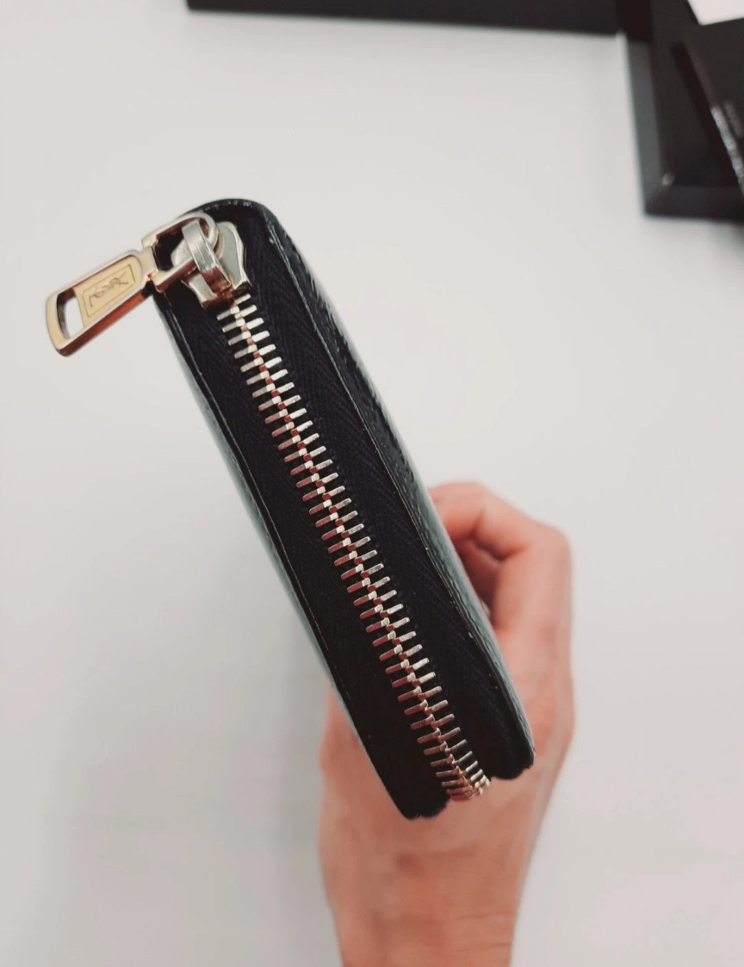 YSL Saint Laurent Cassandra Wallet Patent leather. SASHAANT