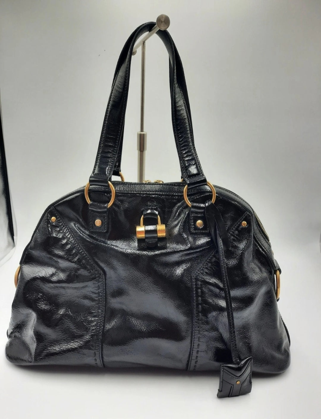 YSL Saint Laurent Muse Tote Patent Leather Handbag Large Black Color. SASHAANT