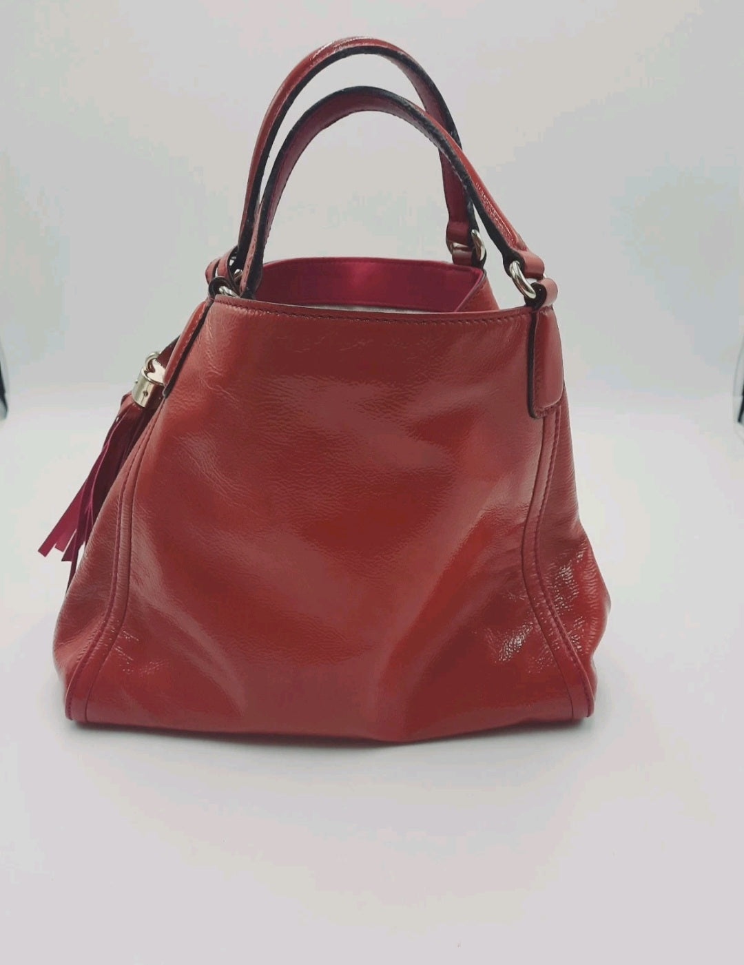 Gucci GG Soho Small Patent Leather Pink 2 Way Crossbody Shoulder Handbag. Gucci