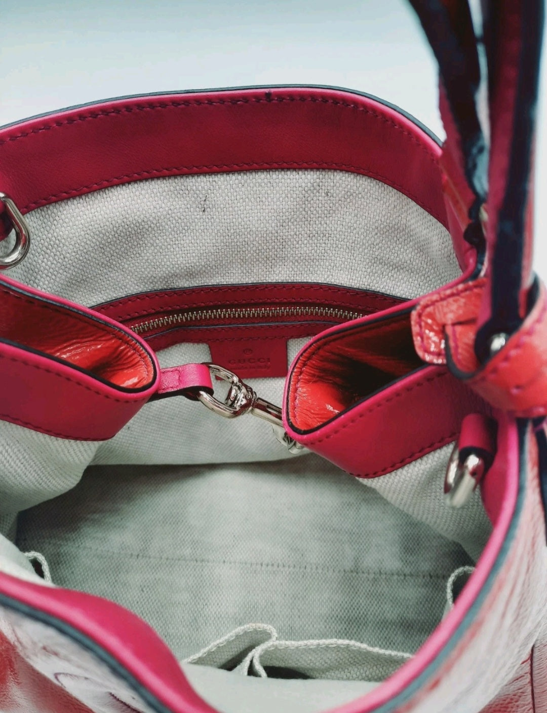 Gucci GG Soho Small Patent Leather Pink 2 Way Crossbody Shoulder Handbag. Gucci