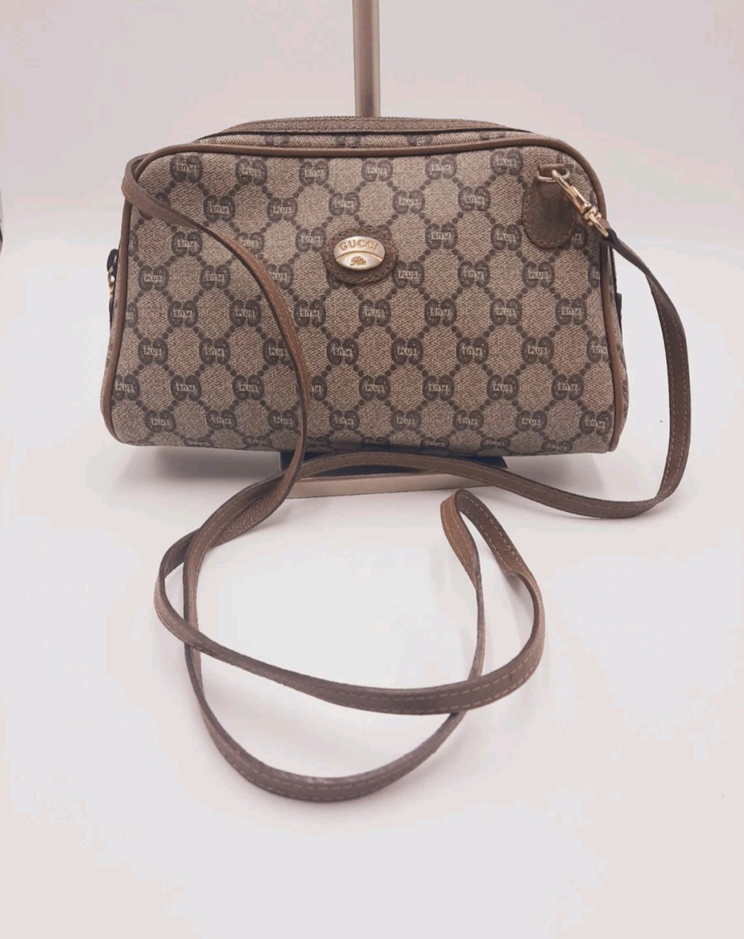 Gucci Supreme Plus Vintage Small PVC Leather Crossbody Shoulder Handbag Brown.