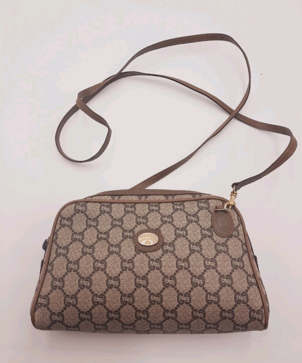 Gucci Supreme Plus Vintage Small PVC Leather Crossbody Shoulder Handbag Brown.