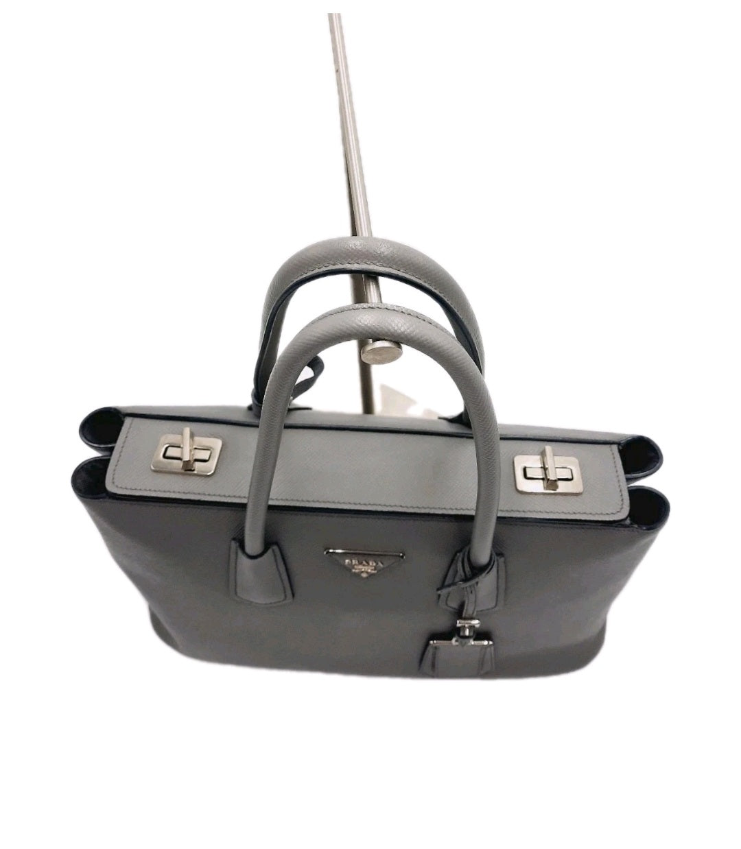 Prada Saffiano Cuir Marmo Grey Tote Shoulder Handbag Large Size RRP 4600$. SASHAANT