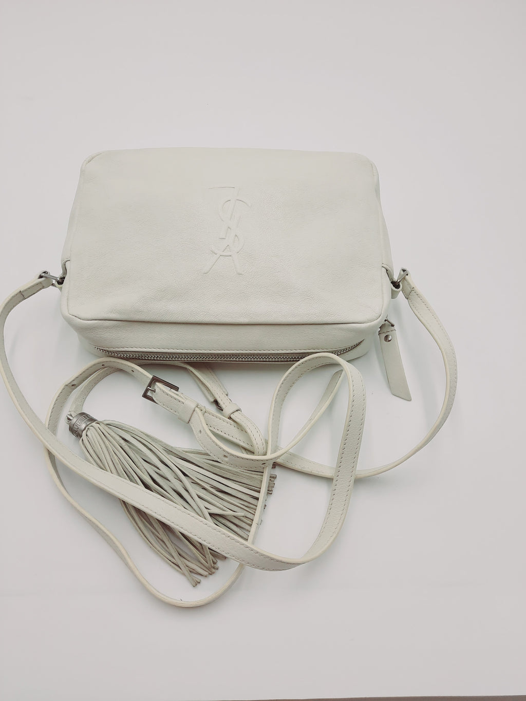 YSL Saint Laurent Lou Camera Shoulder Crossbody Handbag Small Size White Colour. YSL Saint Laurent