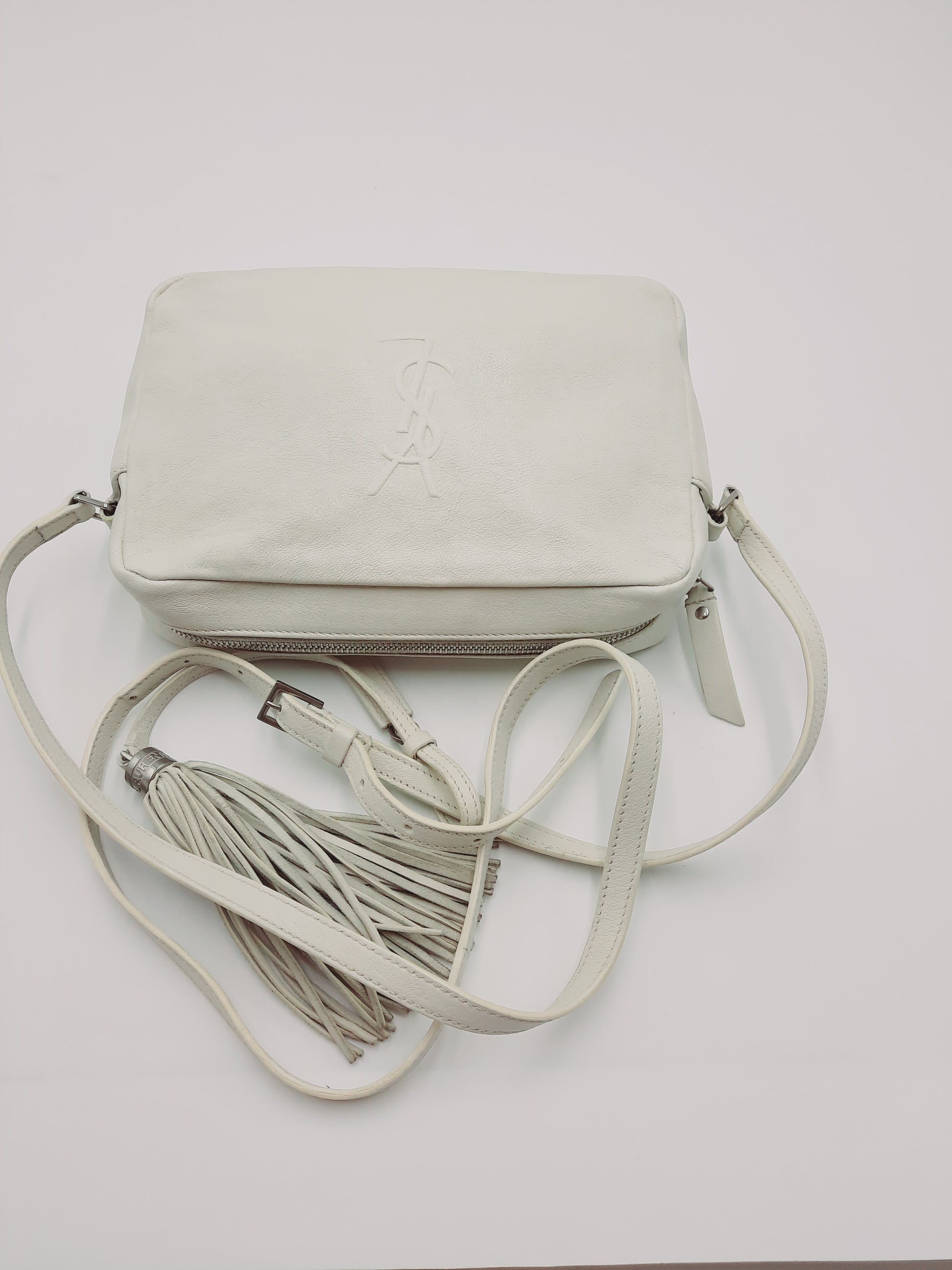 YSL Saint Laurent Lou Camera Shoulder Crossbody Handbag Small Size White Colour. YSL Saint Laurent